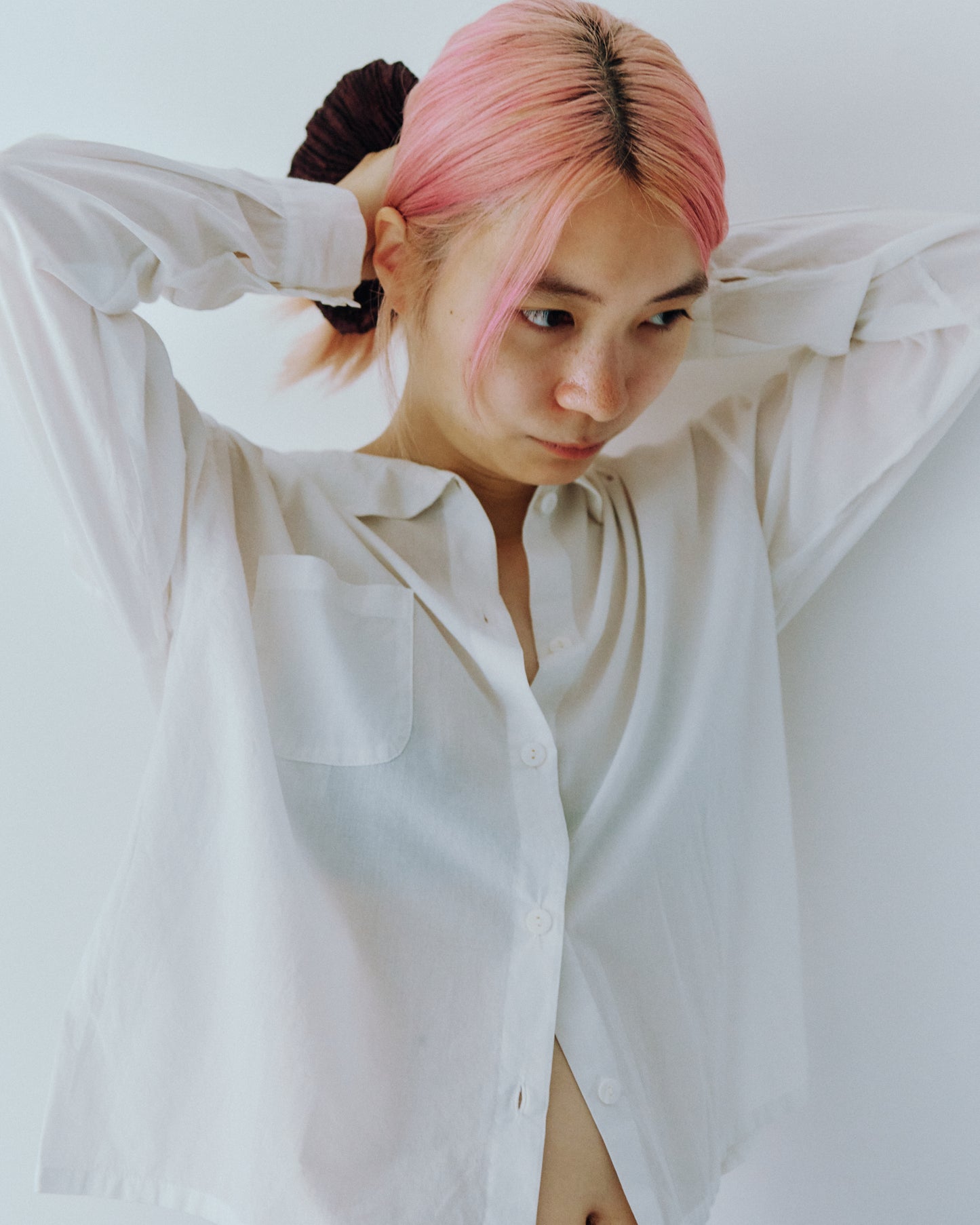 AZUR - Plissé Satin Silk Scrunchie - Pistachio