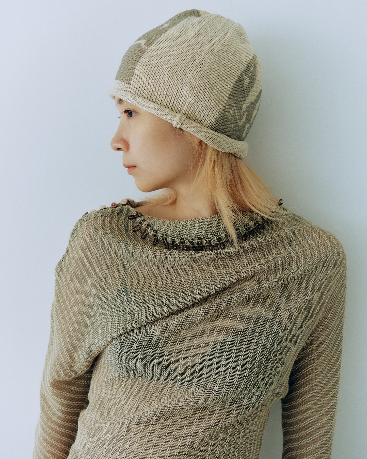LOVETHANKS - SYMMETRY BEANY - GRAY
