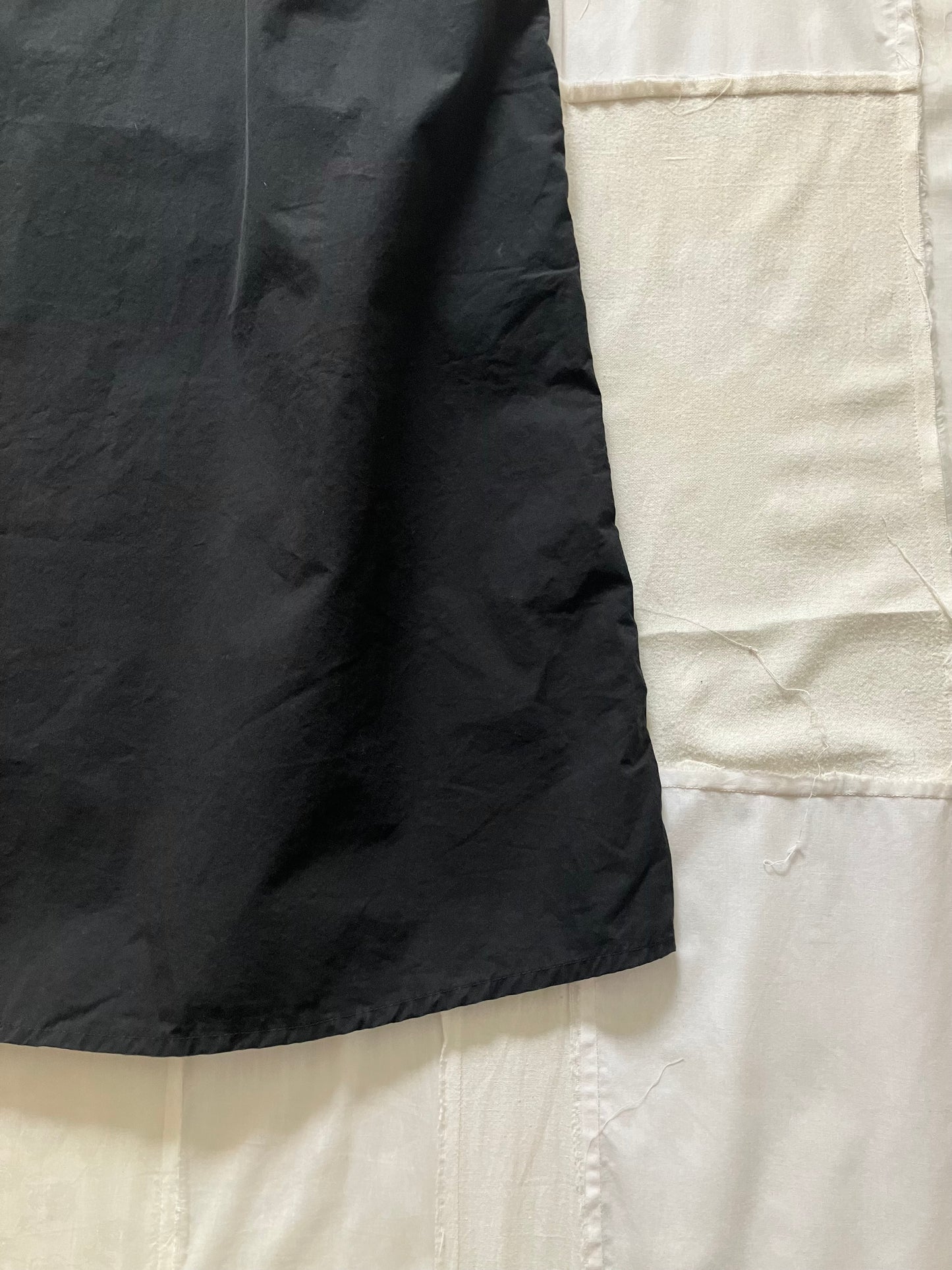 【Pre-loved】sula - plain dress - black