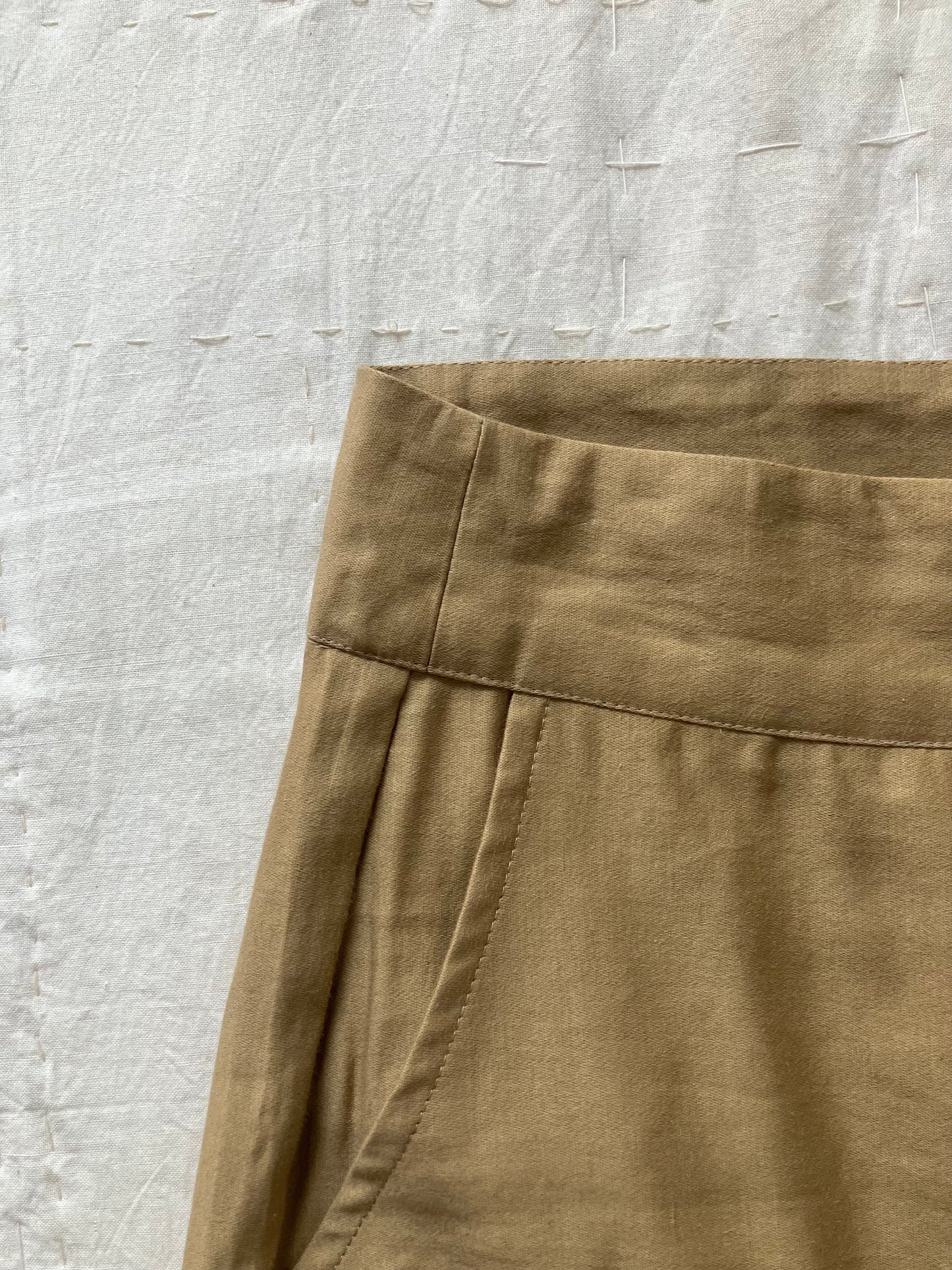 sula - flare pants french linen - ochre