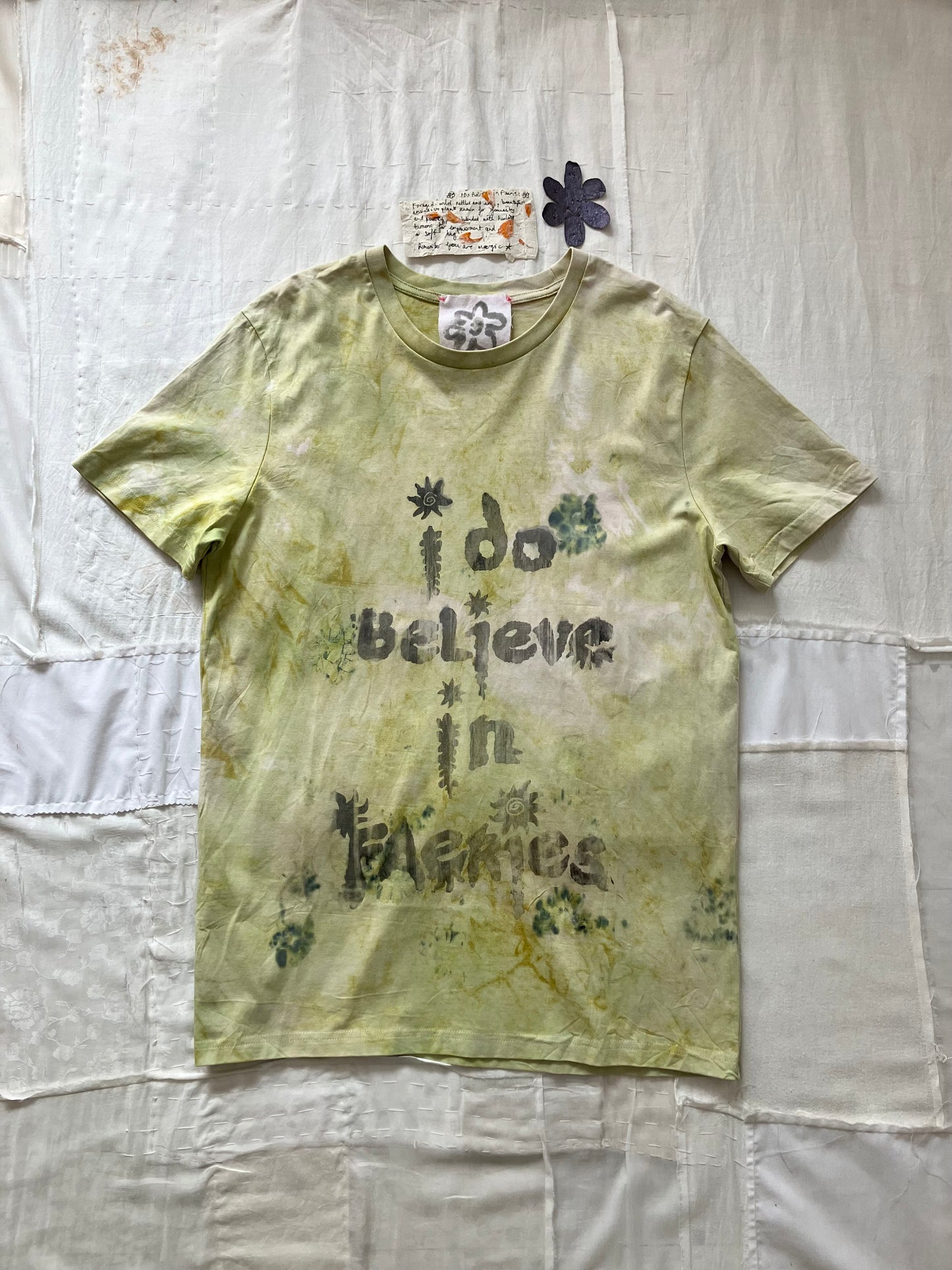 EIRINN HAYHOW - I DO BELIEVE IN FAERIES TSHIRT 3 with bio flower patch