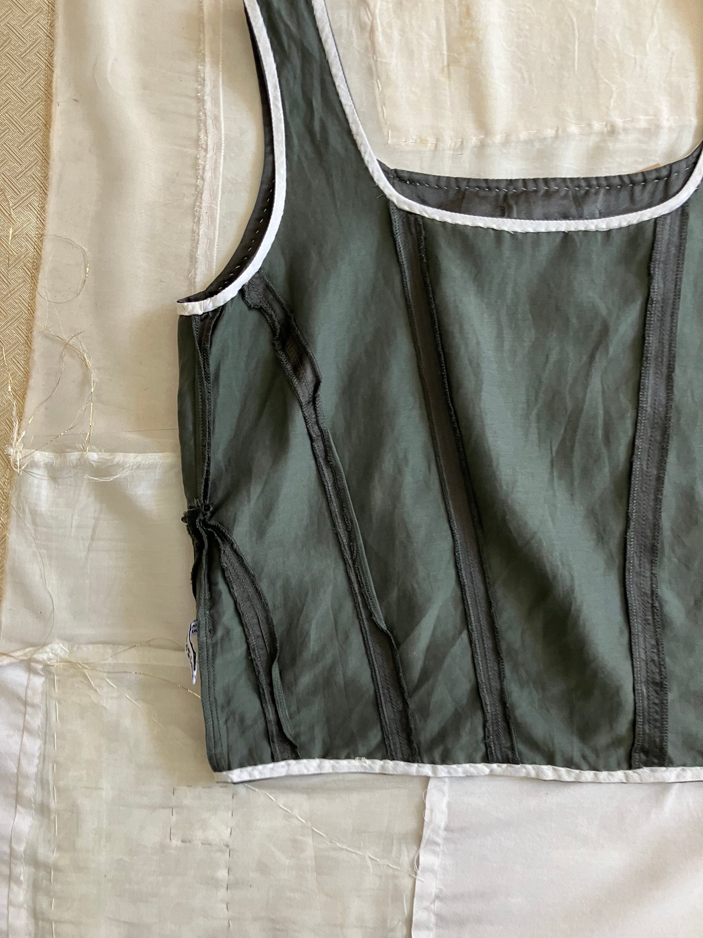 sula - corset top - beluga
