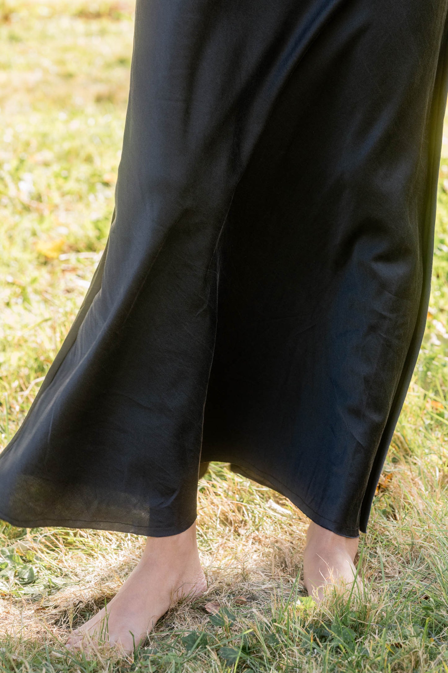 sula - bias cut long skirt - beluga