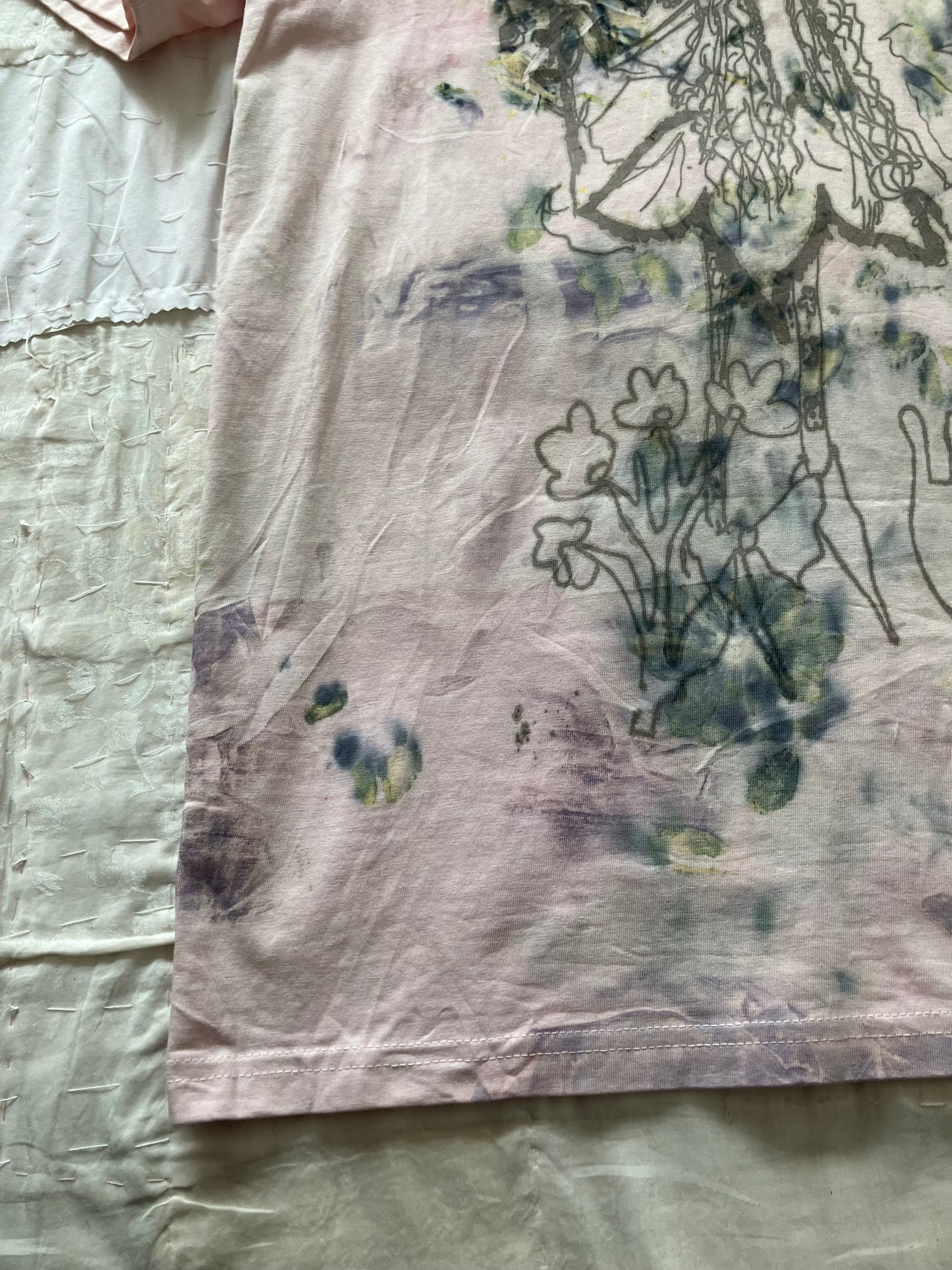 EIRINN HAYHOW - FOREST FAIRIE WITH SNAIL AND SUN TSHIRT 2 with bio flower patch