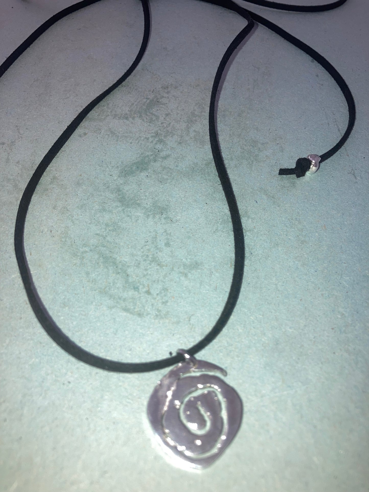 TALANTO - Spinning Around - Pendant - Silver × Black