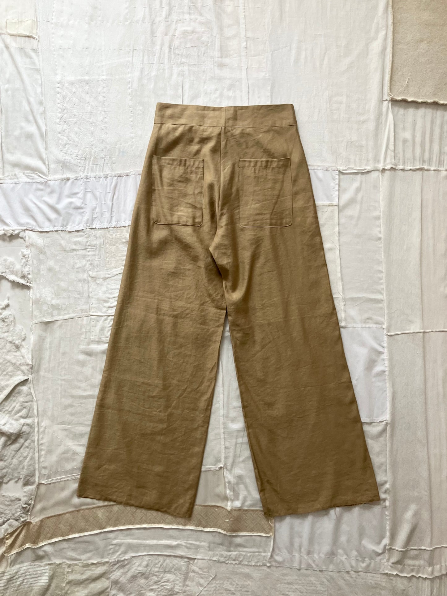 sula - flare pants french linen - ochre