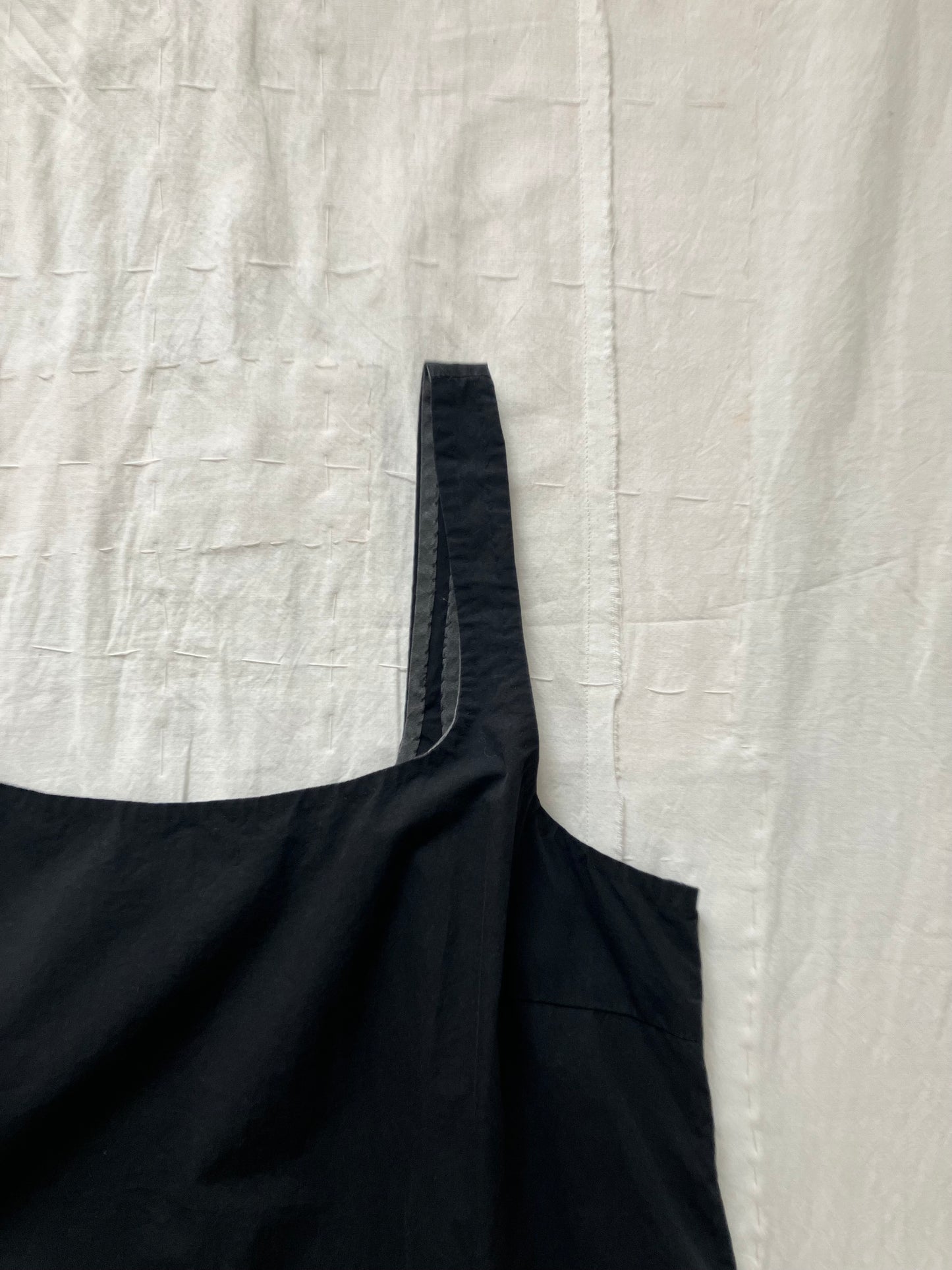 【Pre-loved】sula - plain dress - black