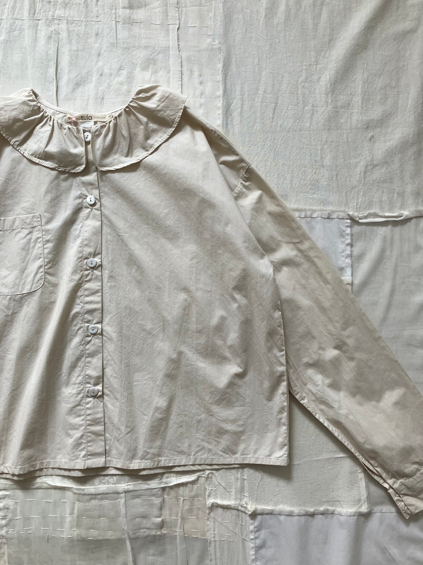 sula - pucked collar blouse - alabaster