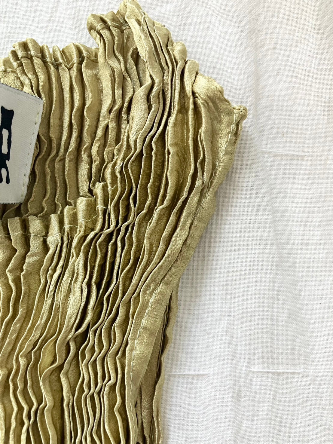 AZUR - Plissé Silk Tank Top - Pistachio