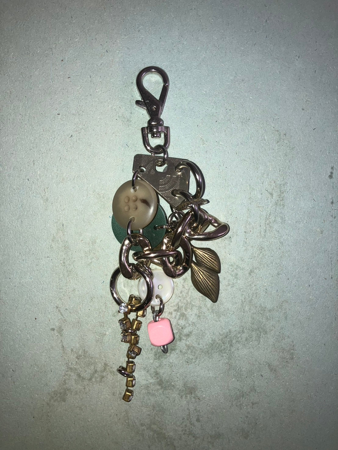 LEO GON'DO - Drawing mini keychain 5