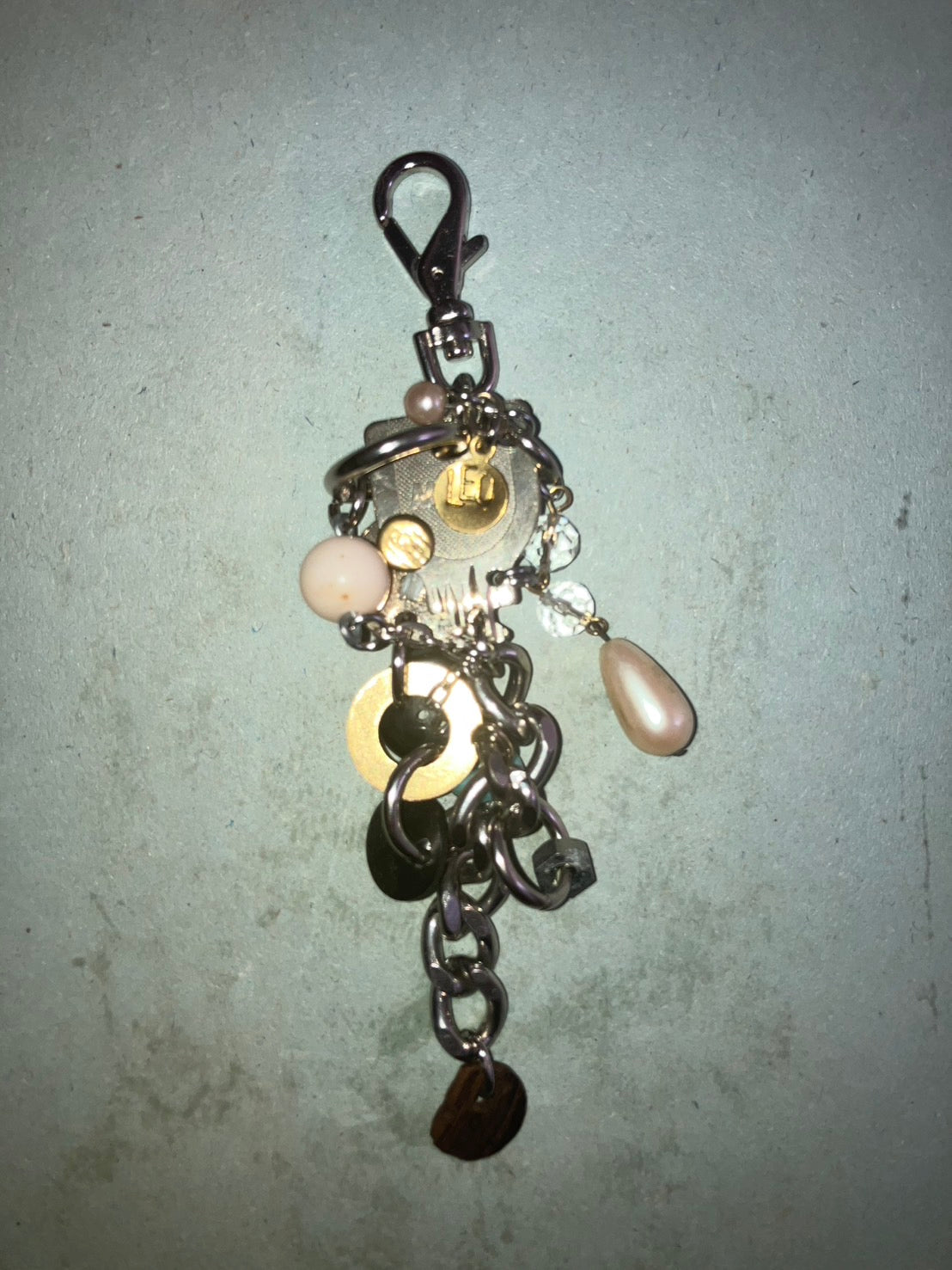 LEO GON'DO - Drawing mini keychain 4