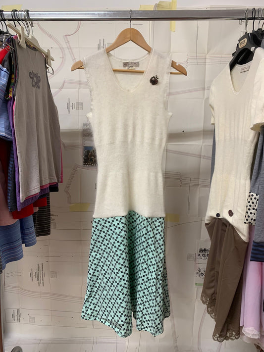 garbage core - ghi ri gò ri / ら く が き - DRESS