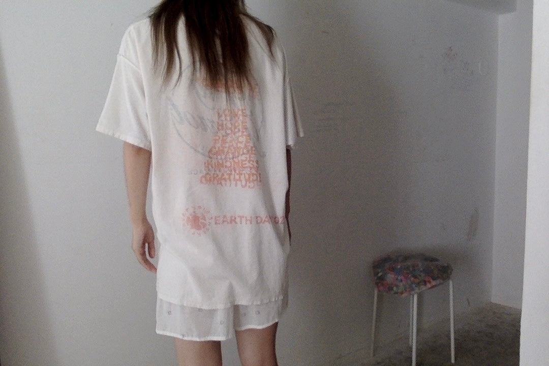 everyone's mother - earthday tee 2026 - 8
