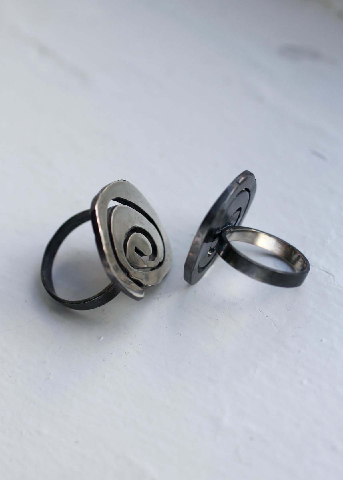 TALANTO - Spinning Around - Ring - Oxidized Edition