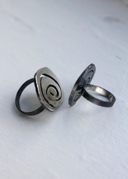 TALANTO - Spinning Around - Ring - Oxidized Edition
