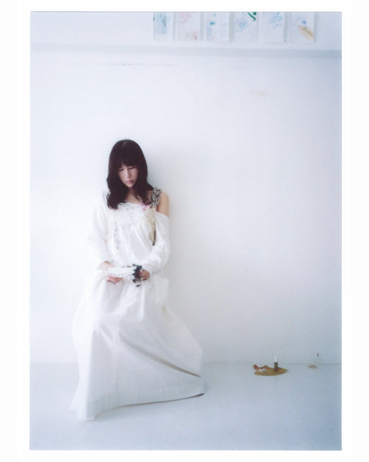 everyone's mother - Tear Long Sleeve - Cloud