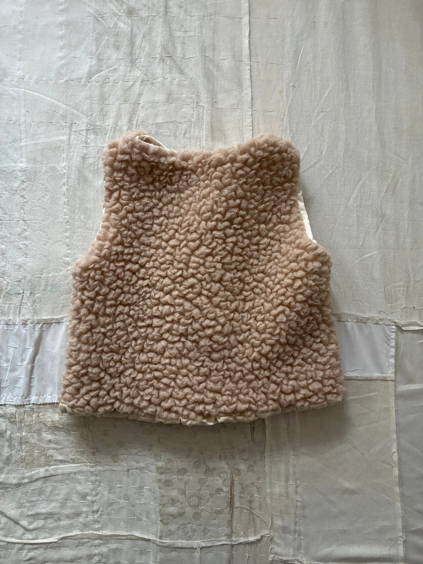 sula - wrap tie vest - big fluffy - crystal grey