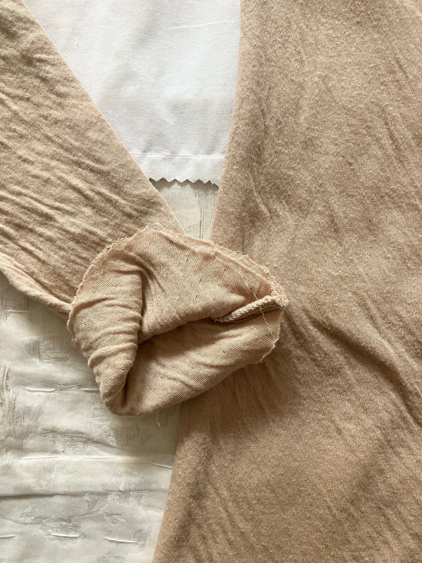 sula - long sleeve tee - cotton jersey - beige