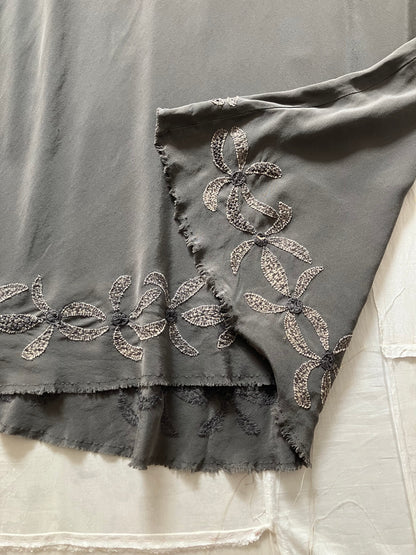 【Pre-loved】sula - cutwork skirt