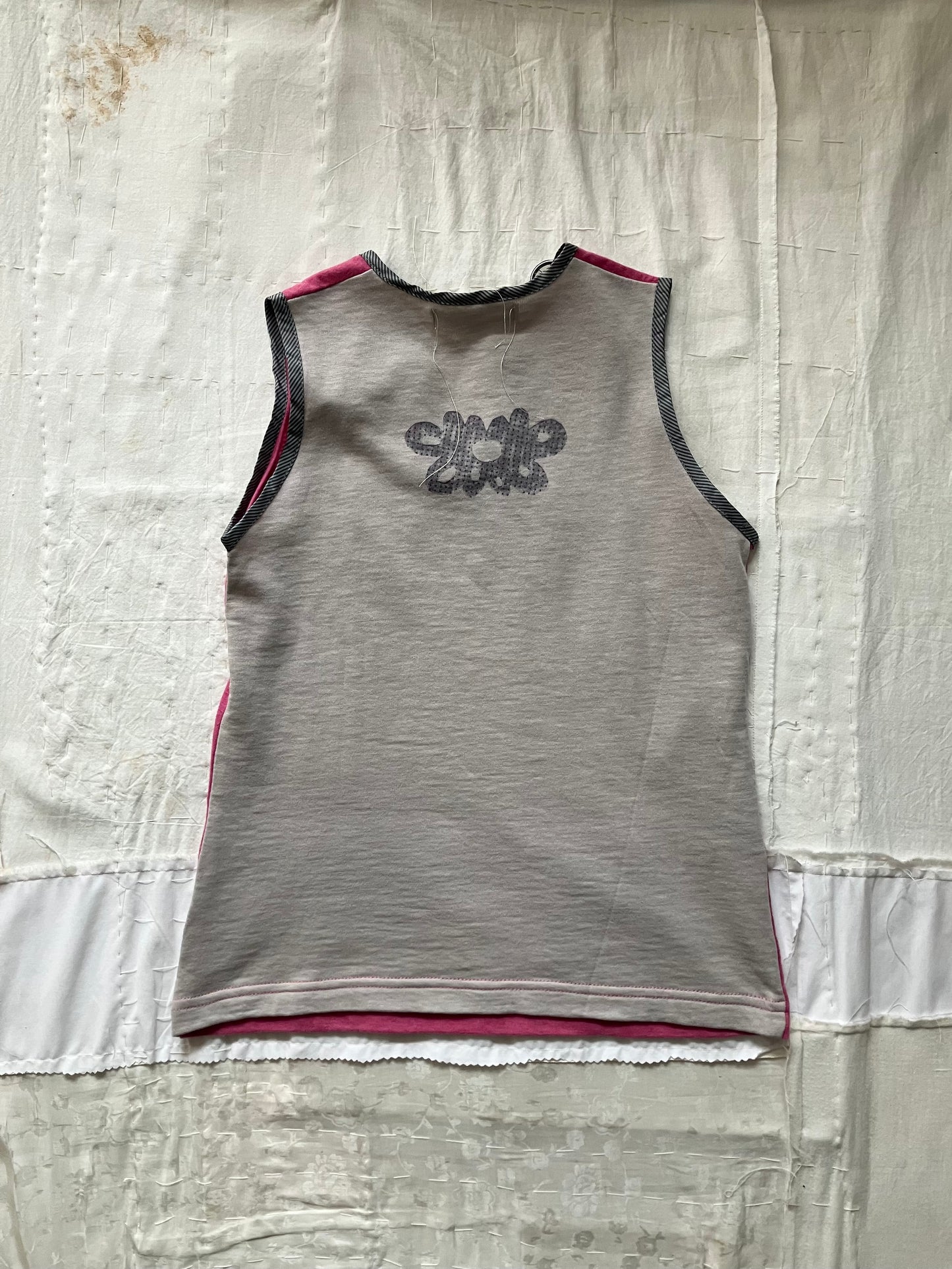 garbage core - ghi ri gò ri / ら く が き - TANKTOP