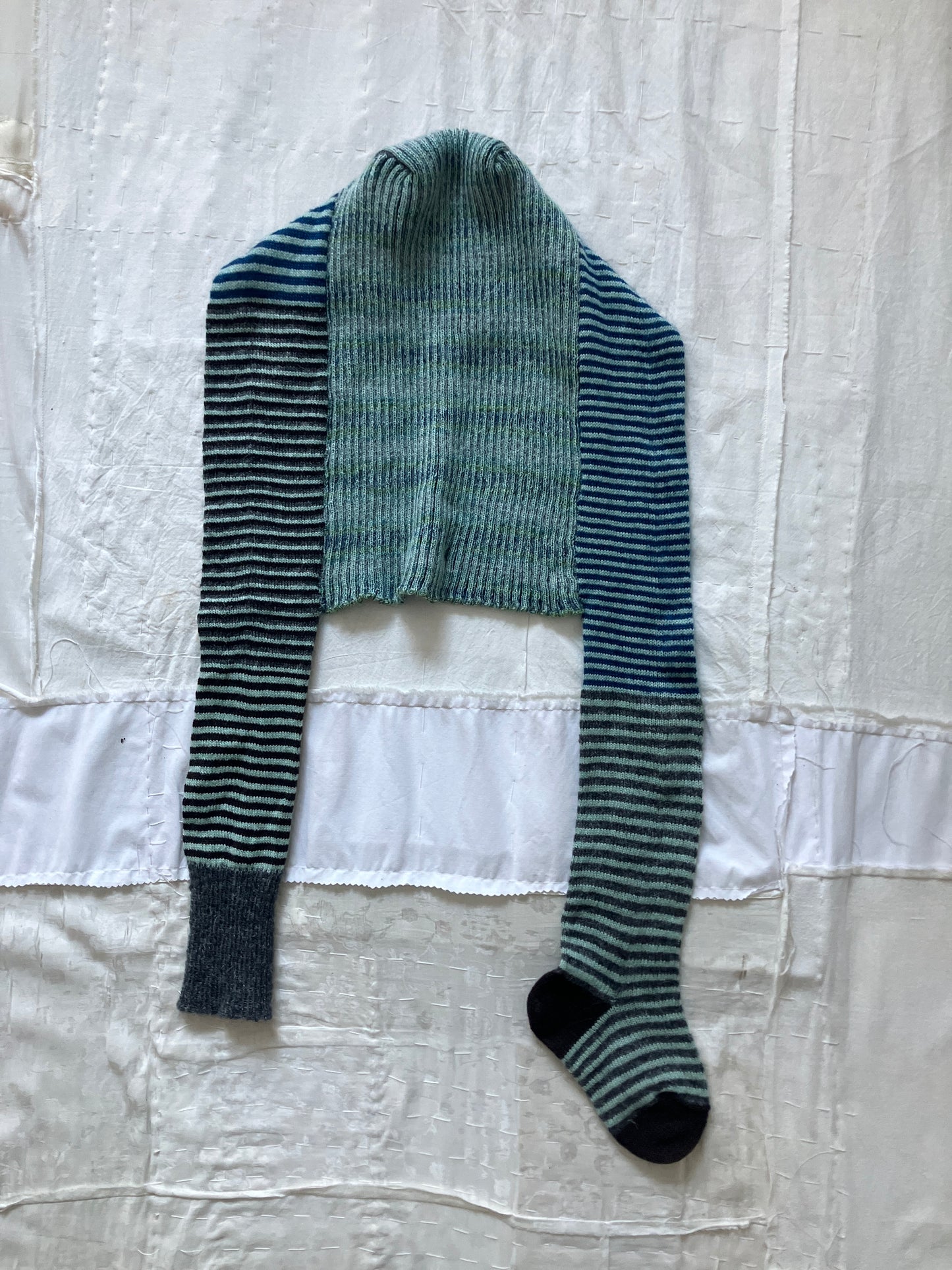 SEHIKYO - Ghostly Sock Odyssey hood 2