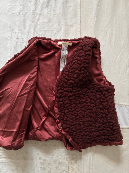 sula - wrap tie vest - big fluffy - conker red