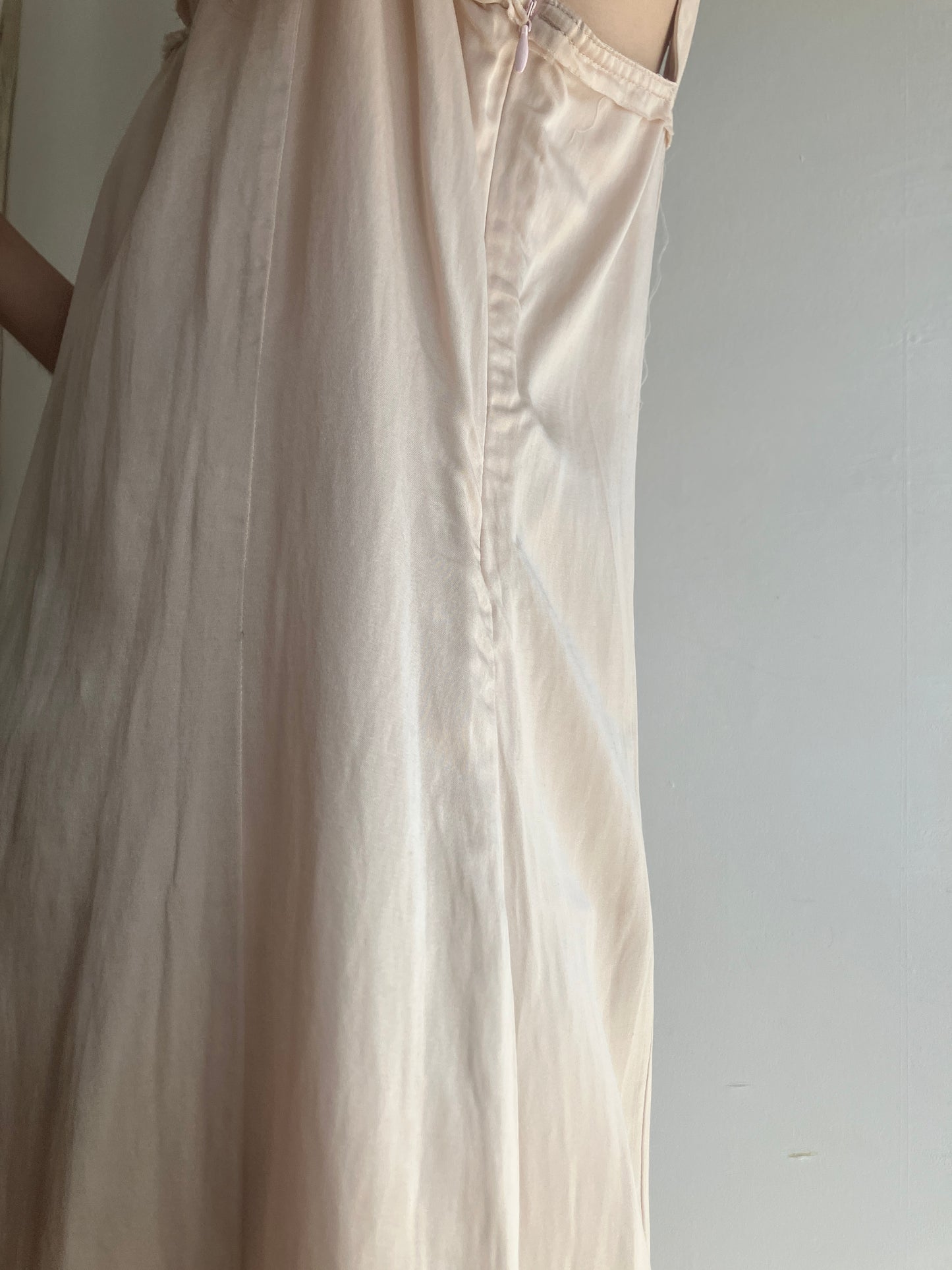 sula - wide strap dress - silver peony
