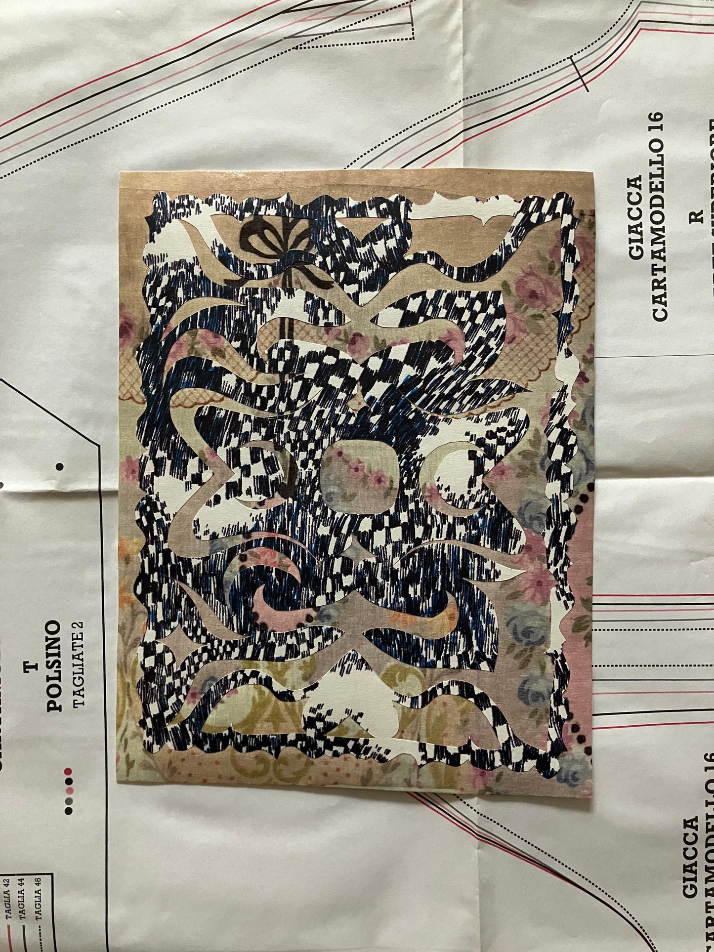 garbage core - ghi ri gò ri / ら く が き - PAPER CUTS ARTWORK 2