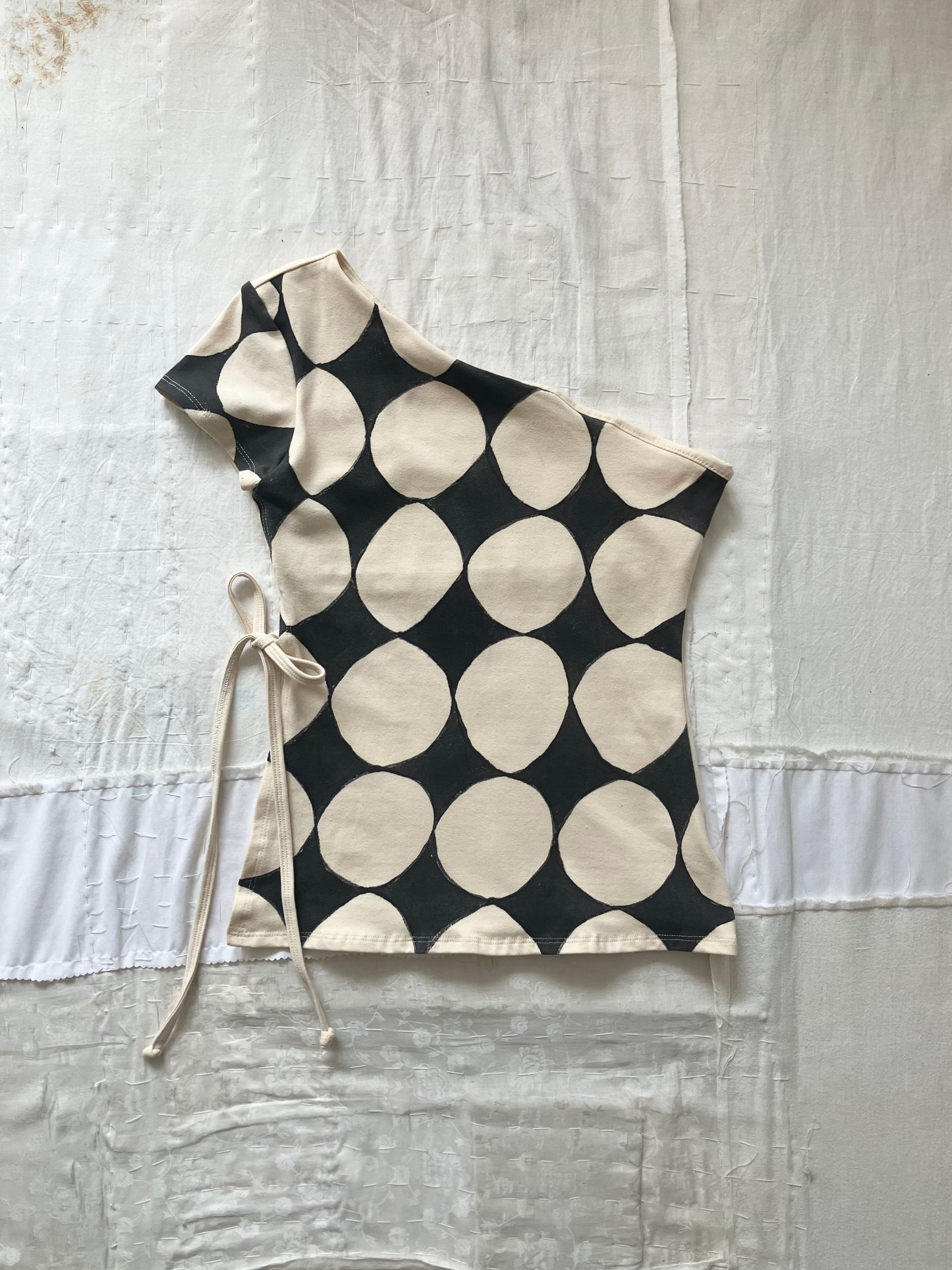 LOVETHANKS - BALANCE TOP 1