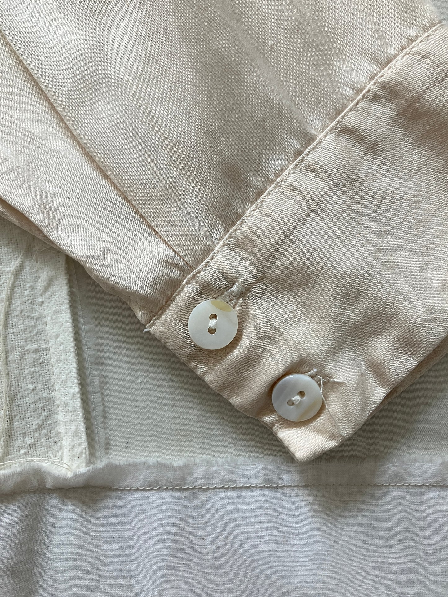 sula - pucked collar blouse - silk cotton satin - egg nog