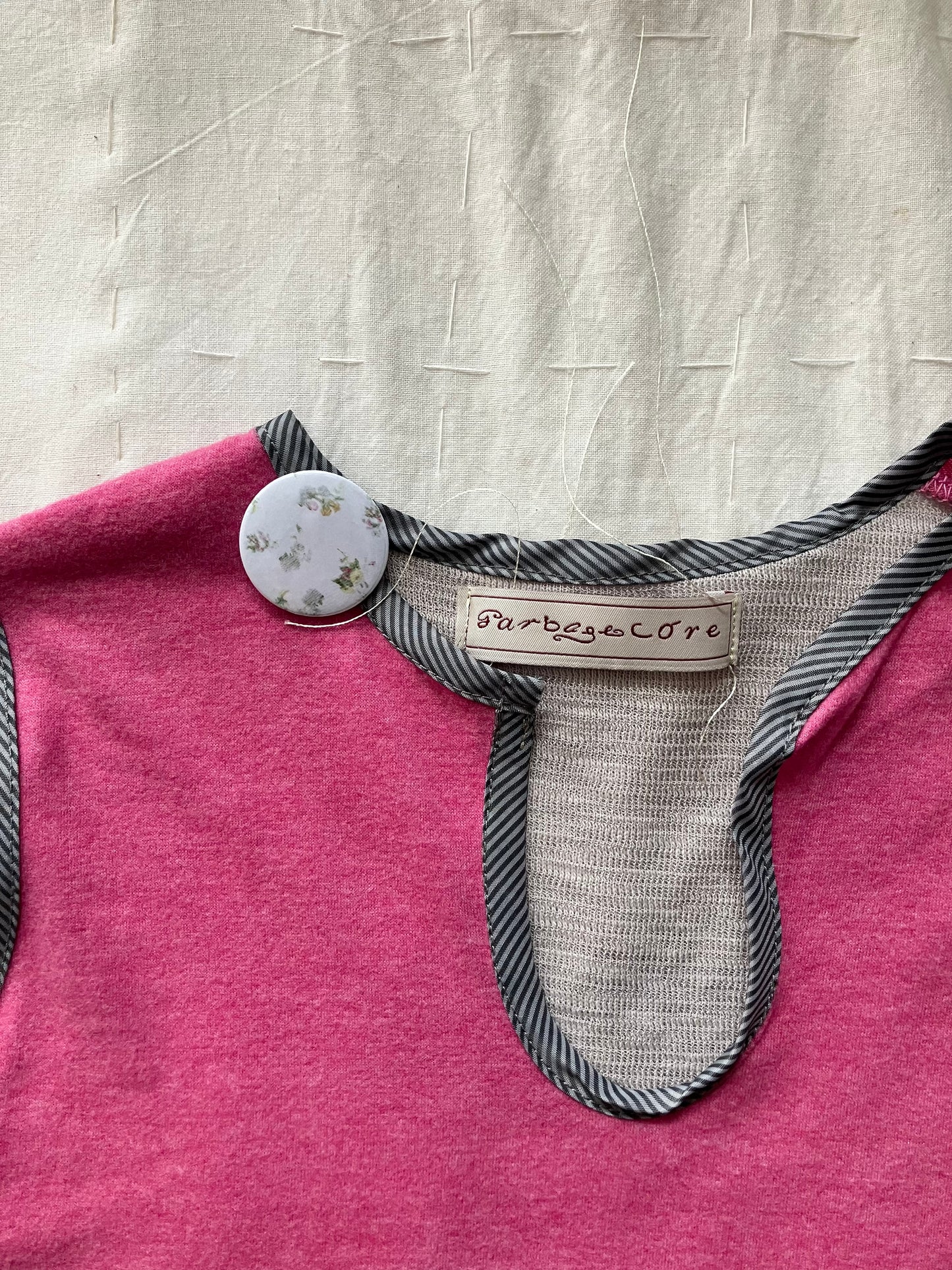 garbage core - ghi ri gò ri / ら く が き - TANKTOP