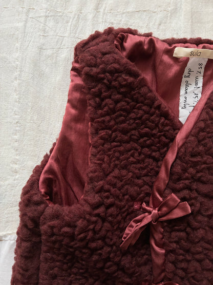 sula - wrap tie vest - big fluffy - conker red