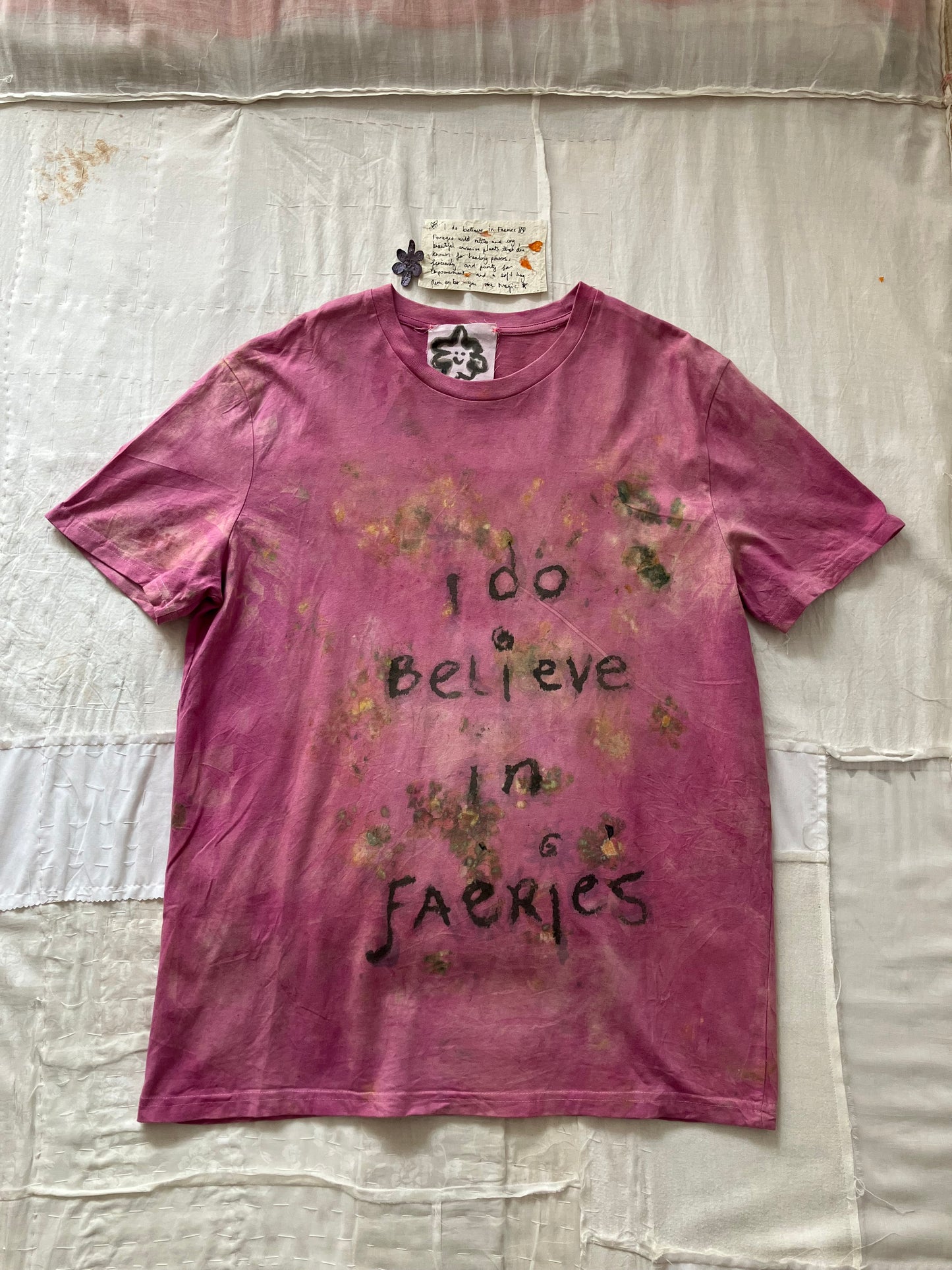 EIRINN HAYHOW - I DO BELIEVE IN FAERIES TSHIRT 2 with bio flower patch