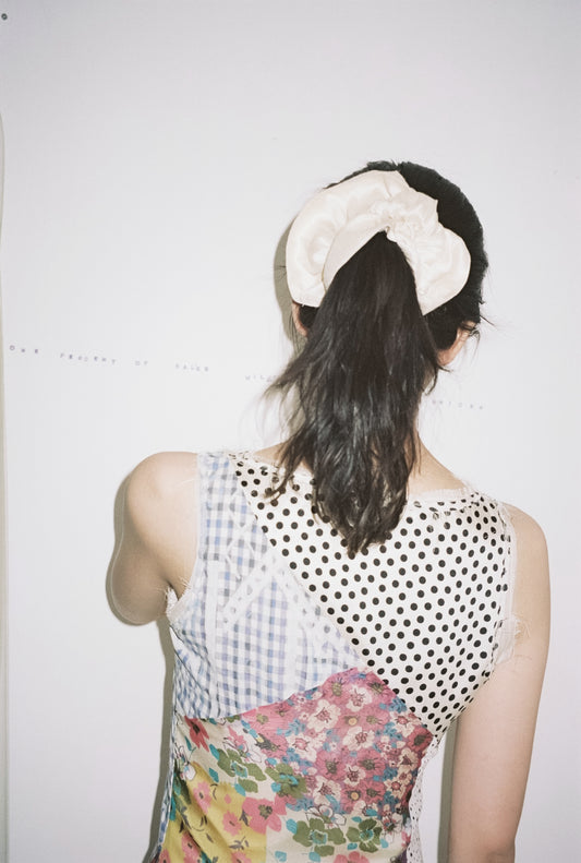 AZUR - Raw Silk Scrunchie - Off white
