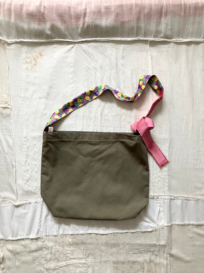 garbage core - ghi ri gò ri / ら く が き - BAG 1