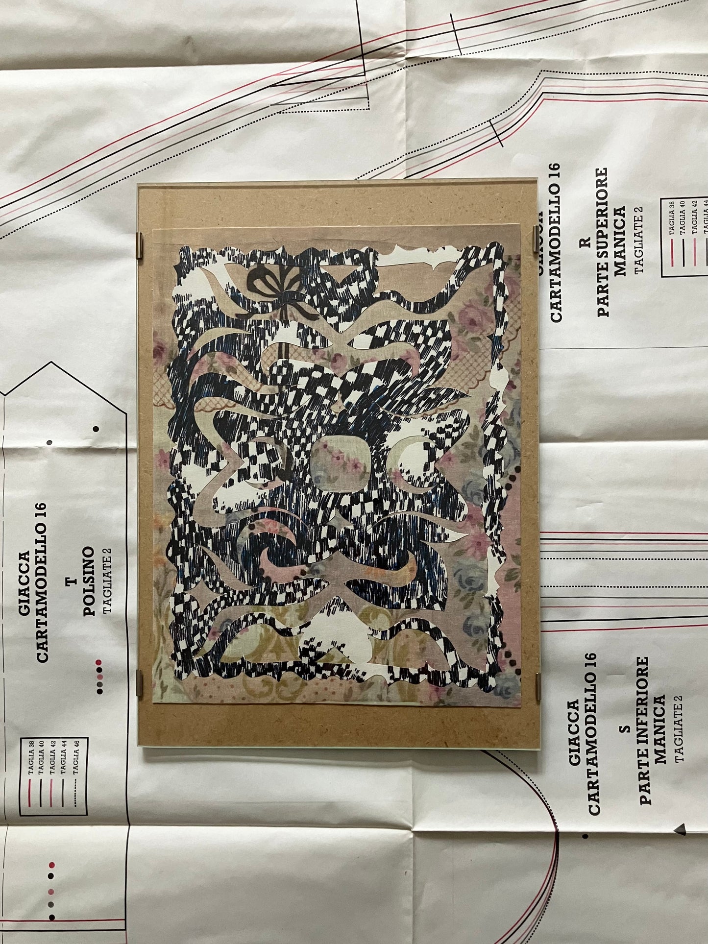 garbage core - ghi ri gò ri / ら く が き - PAPER CUTS ARTWORK 2