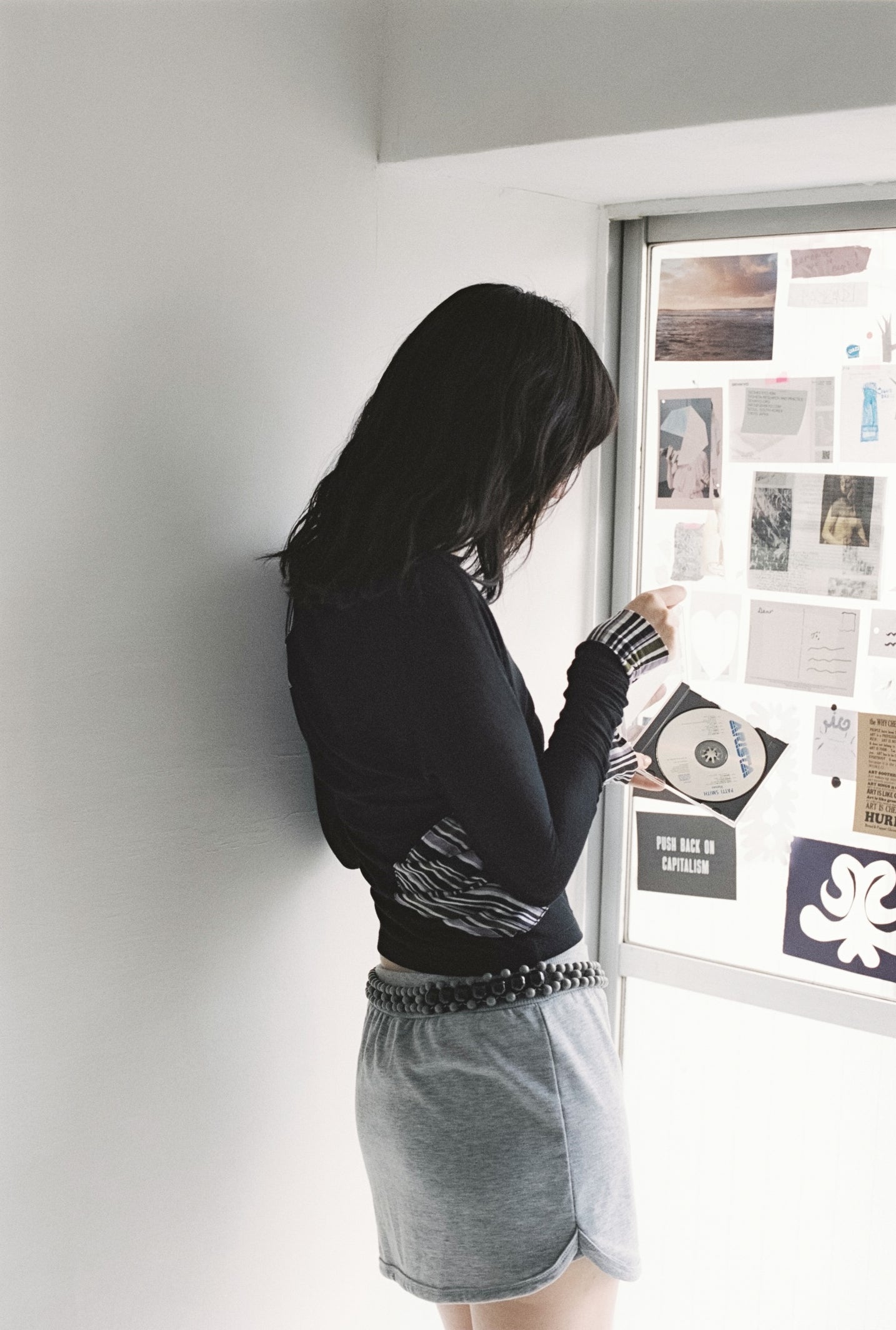 garbage core - ASYMMETRIC KNITTED TEE