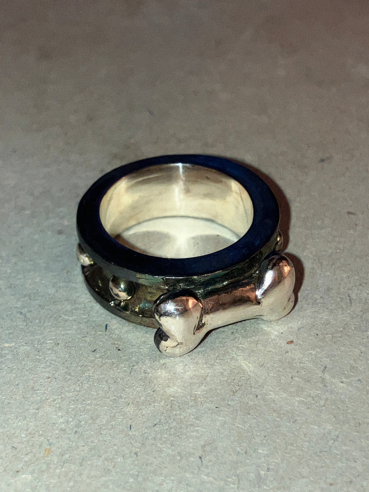 TALANTO - Doggo Collar Ring - Oxidized Edition