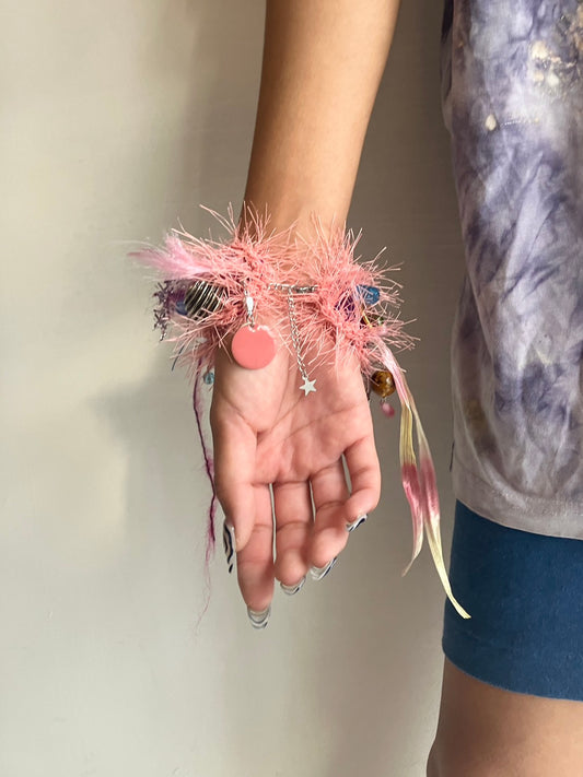 MATHILDE HIRON - Grigri Bracelet in Coral 1