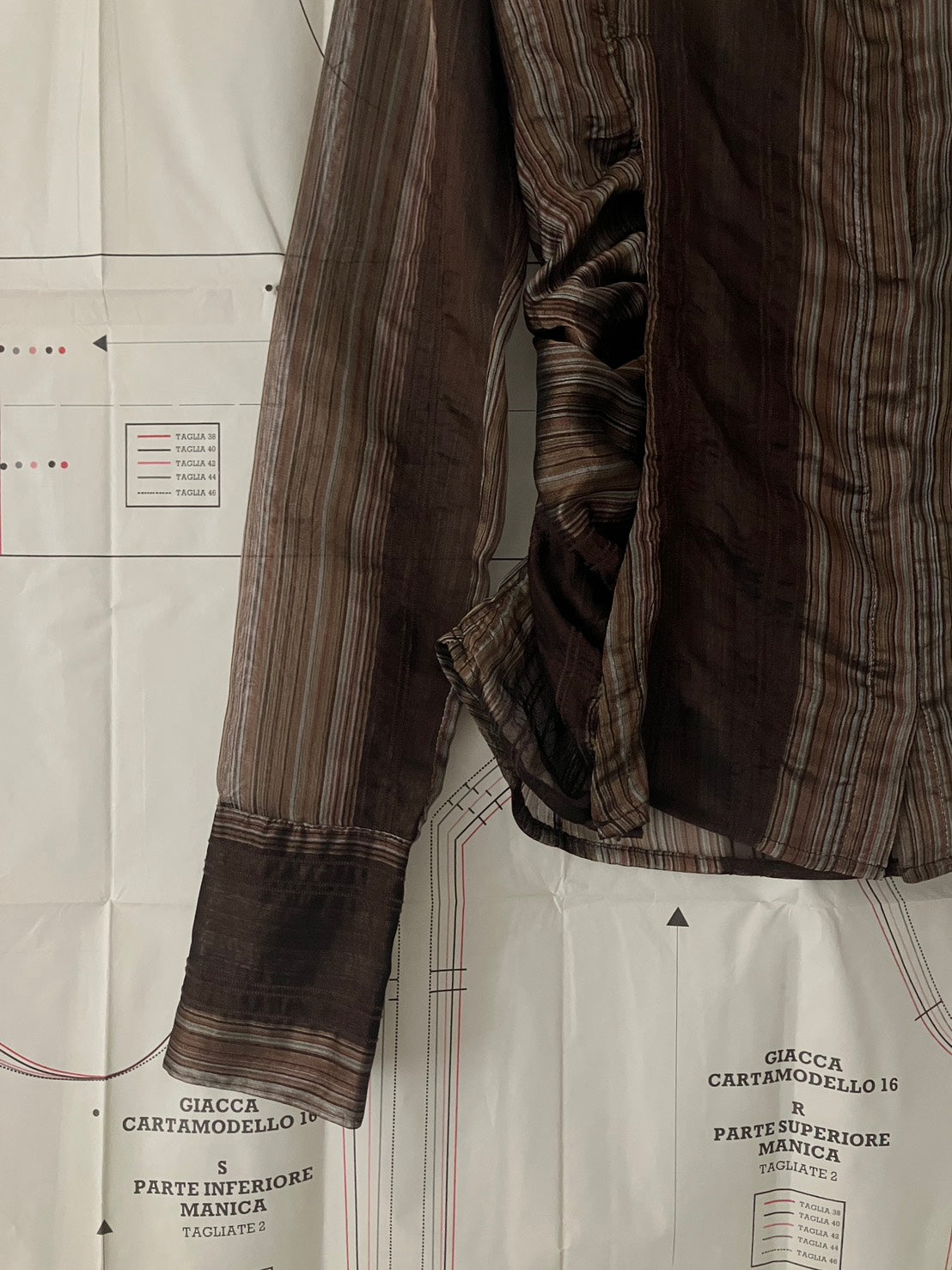 garbage core - 35 BUTTONS GATHERED SHIRT