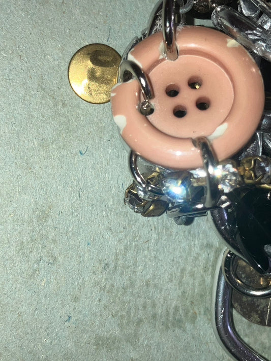LEO GON'DO - Drawing keychain 4
