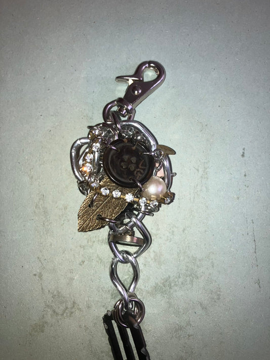 LEO GON'DO - Drawing keychain 4