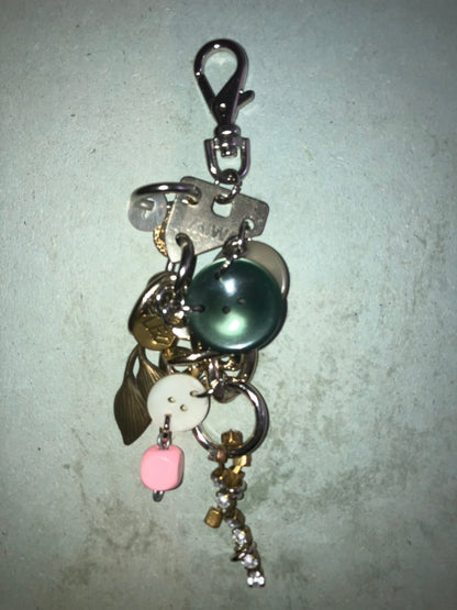 LEO GON'DO - Drawing mini keychain 5