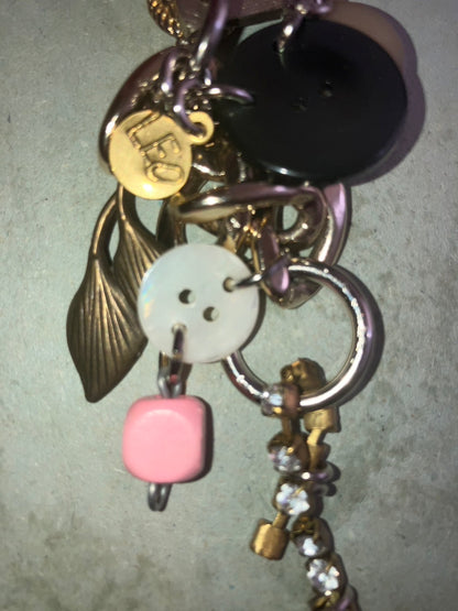 LEO GON'DO - Drawing mini keychain 5