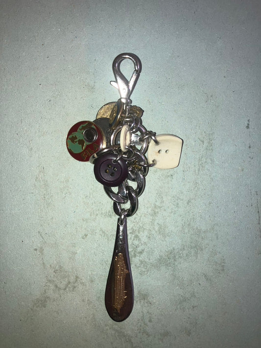 LEO GON'DO - Drawing mini keychain 3