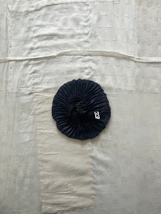 AZUR - Plissé Satin Silk Scrunchie - Charcoal