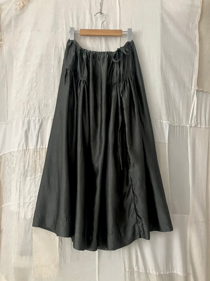 sula - new frida skirt - gunmetal