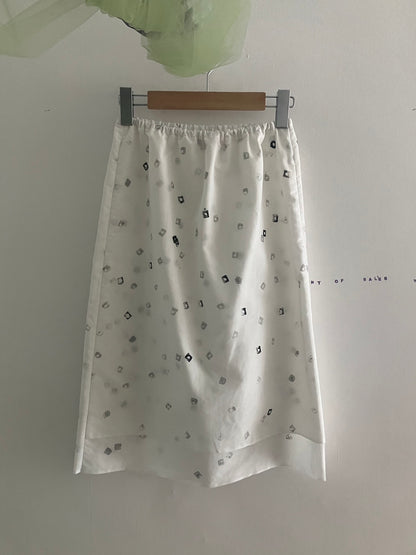 everyone's mother - Dance Skirt - Cloud
