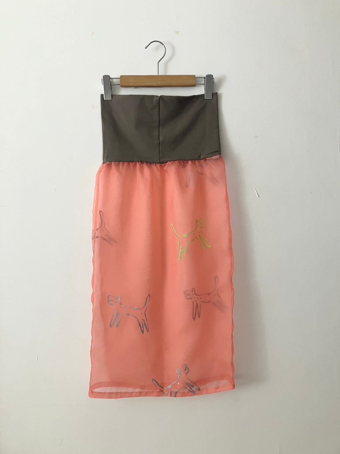 everyone's mother - Dog Skirt - Rose