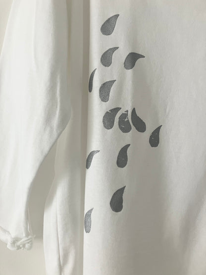 everyone's mother - Tear Long Sleeve - Cloud